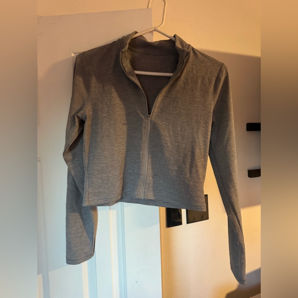 aritzia butter limit zip dover grey